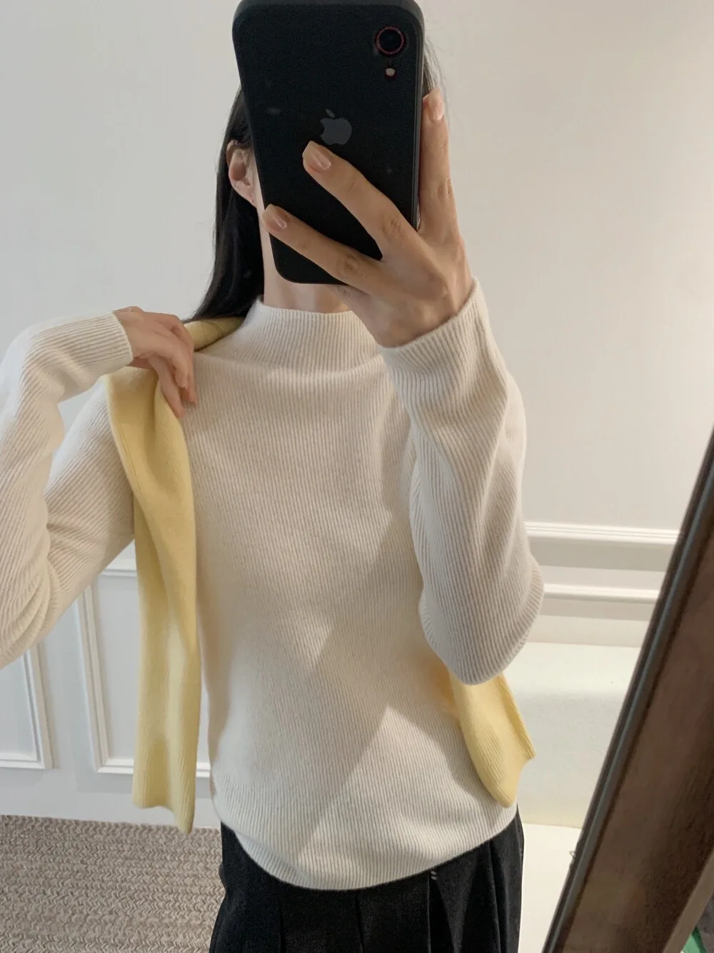 Женский модный вязаный свитер Ele High Ne Camere: комфортный, свободный крой, длинный рукав, зимний топ
Женский модный вязаный свитер Ele High Ne Camere: комфортный, свободный крой, длинный рукав, зимний топ