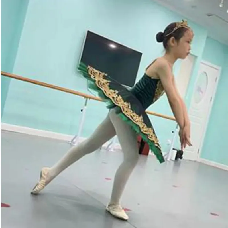 Summer Dress Tutu Ballet Performance Costumes for Girls Vestido Family Matching Outfits Party Ballet Leotard Woman Dance Clothes
Summer Dress Tutu Ballet Performance Costumes for Girls Vestido Family Matching Outfits Party Ballet Leotard Woman Dance Clothes