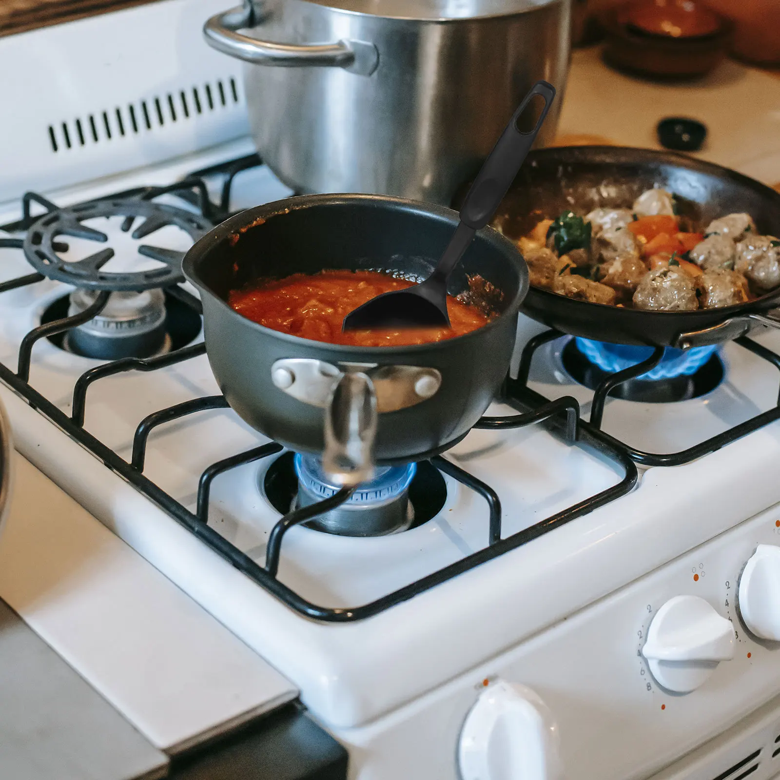 6pcs Kitchen Utensil Set Nylon Cooking Spoon Spatula Ladle Heat Resistant Dishwasher Safe For Cooking Serving Stirring
6pcs Kitchen Utensil Set Nylon Cooking Spoon Spatula Ladle Heat Resistant Dishwasher Safe For Cooking Serving Stirring