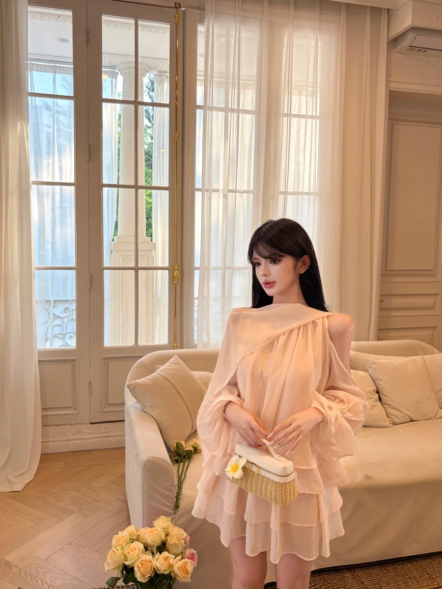 Pink Blouse And Shawl High Waist Women's Summer Fashion Set Cake Skirt Half Body Two-Piece Suit Gentle Wind Style
Pink Blouse And Shawl High Waist Women's Summer Fashion Set Cake Skirt Half Body Two-Piece Suit Gentle Wind Style
