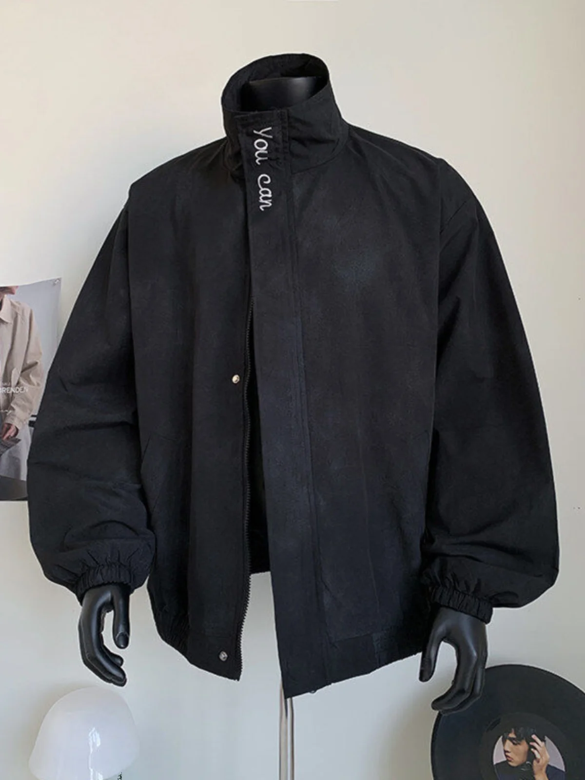 Spring New Men's Embroidered Jaet Personali Dyed Stand Collar American Sle Outerwear Loose Fit Long Sve Zipper Closure
Spring New Men's Embroidered Jaet Personali Dyed Stand Collar American Sle Outerwear Loose Fit Long Sve Zipper Closure