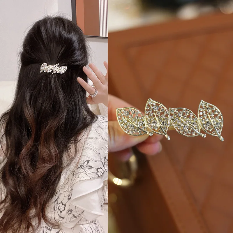 Alloy Cat's Eye Stone Spring Snap Hair Clips for Women Elegant Top Barrette Versatile No-Slip Office Hair Accessories
Alloy Cat's Eye Stone Spring Snap Hair Clips for Women Elegant Top Barrette Versatile No-Slip Office Hair Accessories