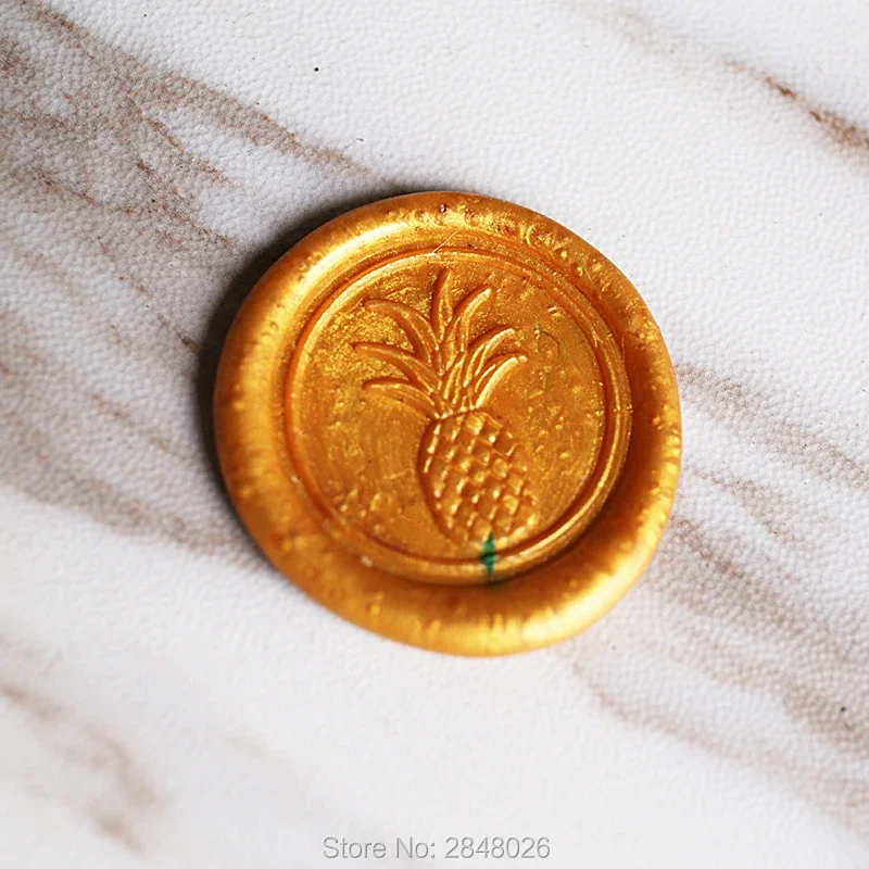 Штамп сургучной печать с ананасом, штамп для тропической вечеринки, штамп с деревянной ручкой, воск для запечатывания фруктов, печать для писем в конверте
Штамп сургучной печать с ананасом, штамп для тропической вечеринки, штамп с деревянной ручкой, воск для запечатывания фруктов, печать для писем в конверте