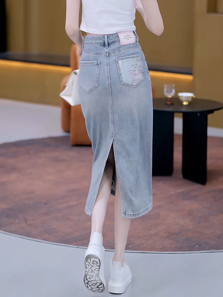 Light Blue Denim High Waist Slit Midi A-Line Skirt Women's Summer Thin New Style Commuter Korean Style Cotton Blend Skirt
Light Blue Denim High Waist Slit Midi A-Line Skirt Women's Summer Thin New Style Commuter Korean Style Cotton Blend Skirt