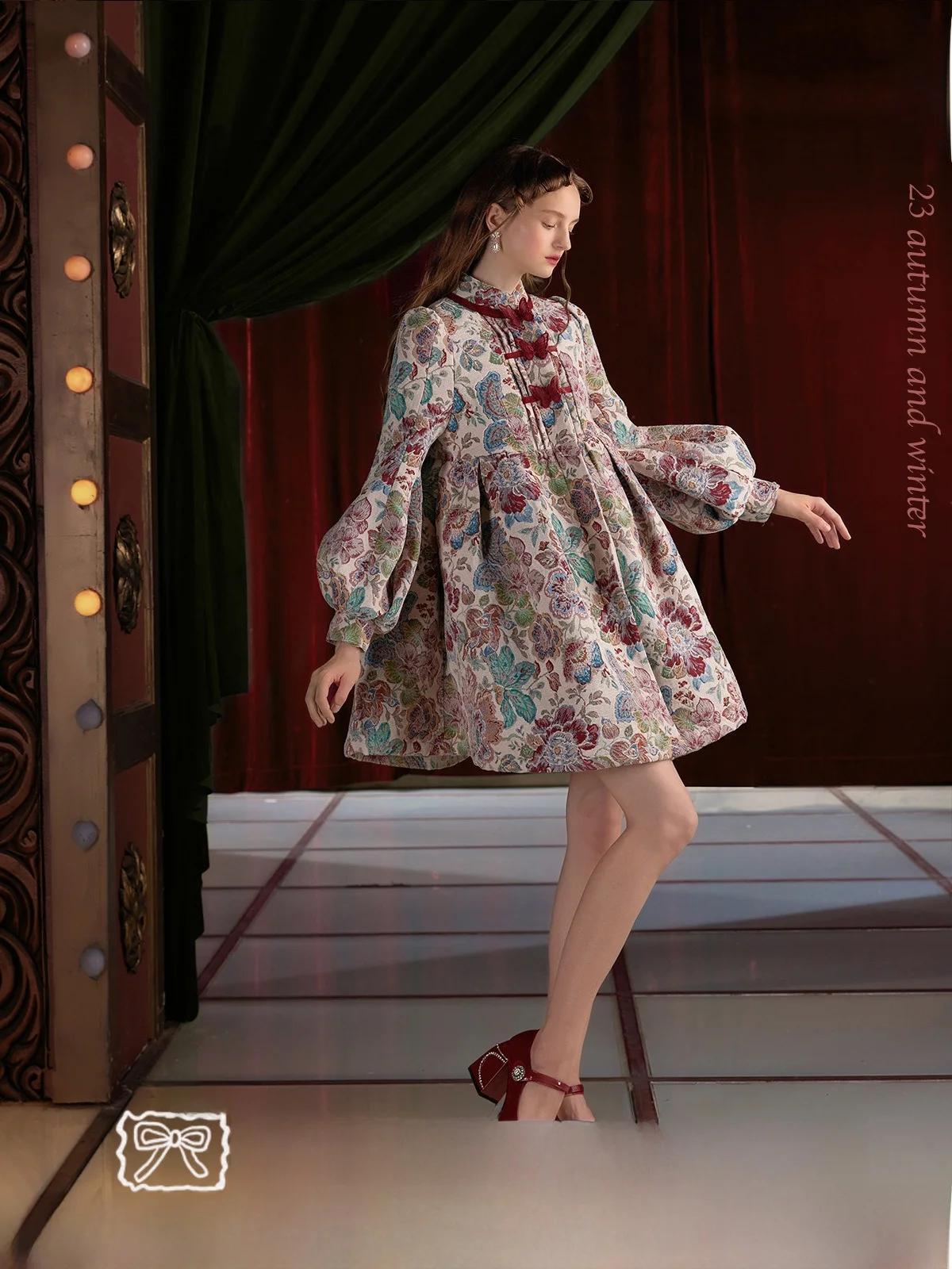 SA Оригинальный дизайн Thiened Хлопковая вставка Вышитая винтажная кукла Ретро eneel Гобеленовое пальто Новогоднее этино...
SA Оригинальный дизайн Thiened Хлопковая вставка Вышитая винтажная кукла Ретро eneel Гобеленовое пальто Новогоднее этино...