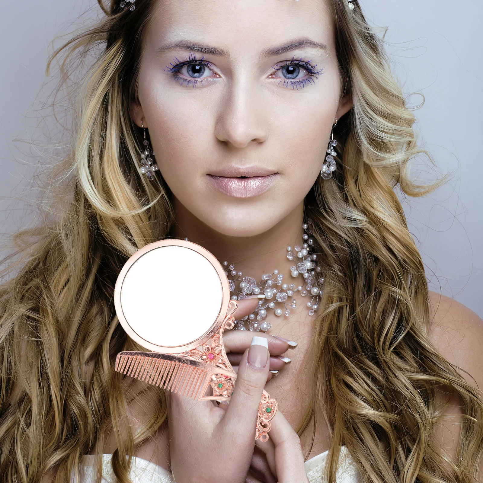 1Set Vintage Mirror Comb Set Floral Pattern Compact Handheld Mirror for Women Portable Makeup Travel Vanity Gift
1Set Vintage Mirror Comb Set Floral Pattern Compact Handheld Mirror for Women Portable Makeup Travel Vanity Gift