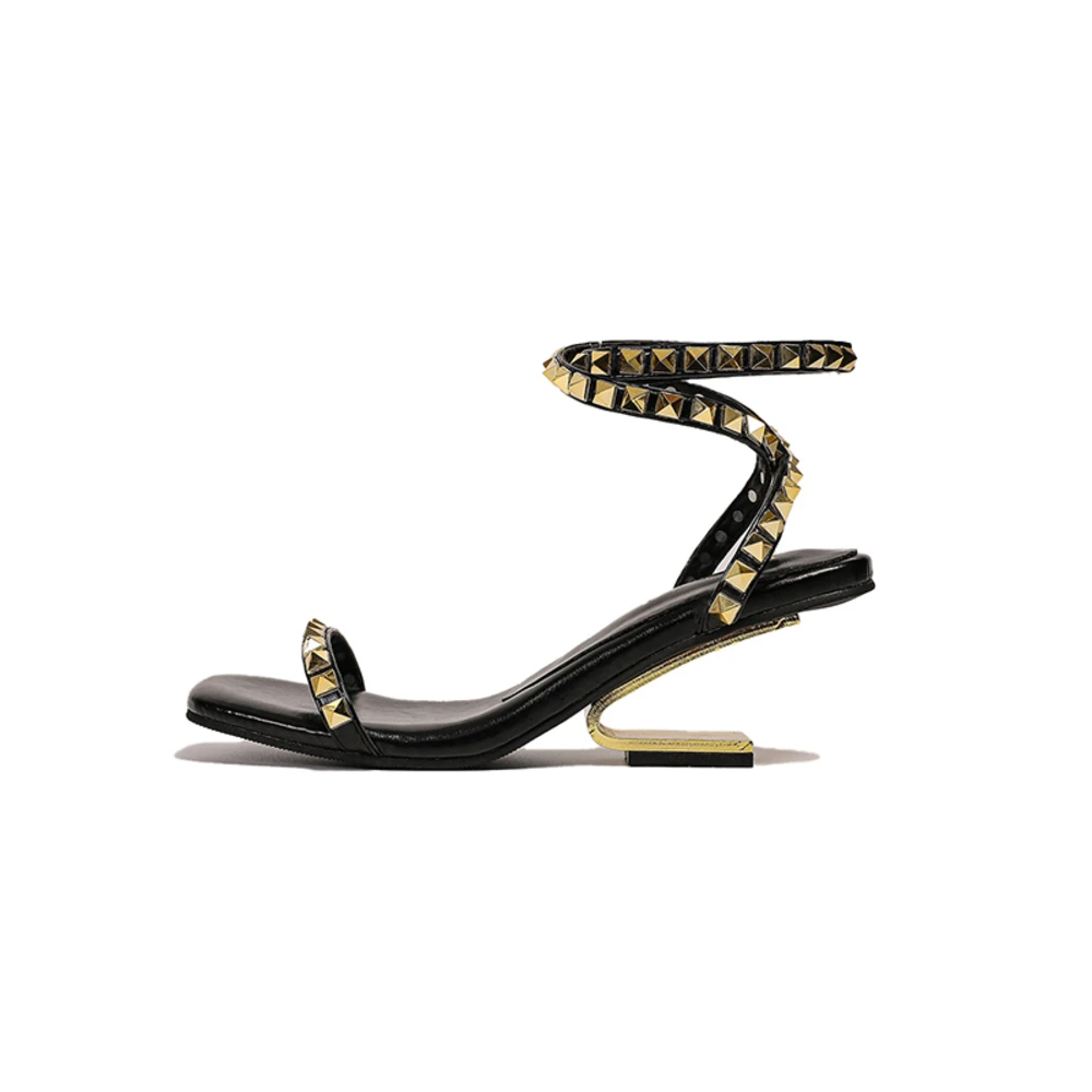 2026 Luxury Designer Woman Sandals Rivet Rome Platform Wedges High Heels Shoe for Women Beach Open Toe Round Head Buckle Strap
2026 Luxury Designer Woman Sandals Rivet Rome Platform Wedges High Heels Shoe for Women Beach Open Toe Round Head Buckle Strap