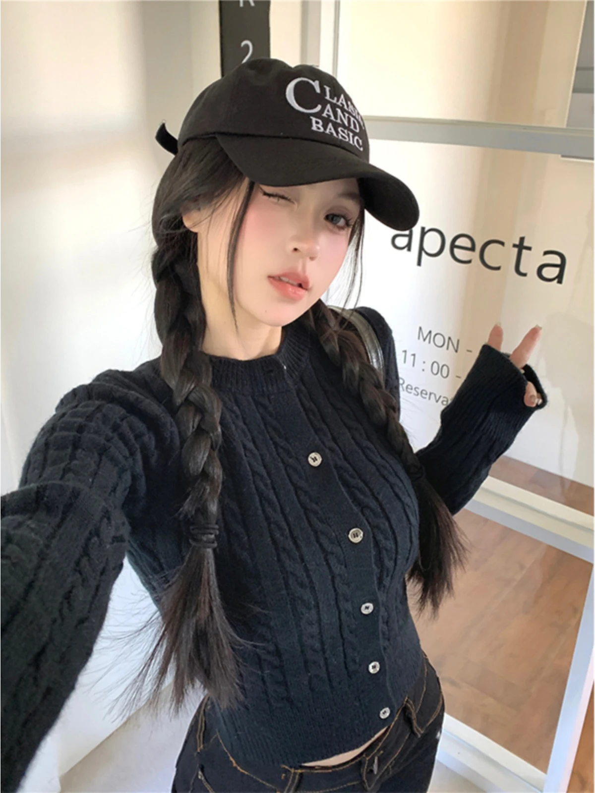 Chic Sweet And Spicy Twisted Knitwear ort Slimming Women's Faionable Unique Buttoning Beautiful Inner Wear Top for Spring
Chic Sweet And Spicy Twisted Knitwear ort Slimming Women's Faionable Unique Buttoning Beautiful Inner Wear Top for Spring