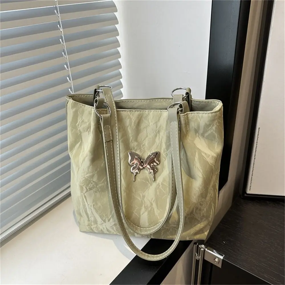 Fashionable Large Capacity Shoulder Bag Solid Color Zipper Handbag PU Leather With Pattern Tote Bag for Women Girls
Fashionable Large Capacity Shoulder Bag Solid Color Zipper Handbag PU Leather With Pattern Tote Bag for Women Girls