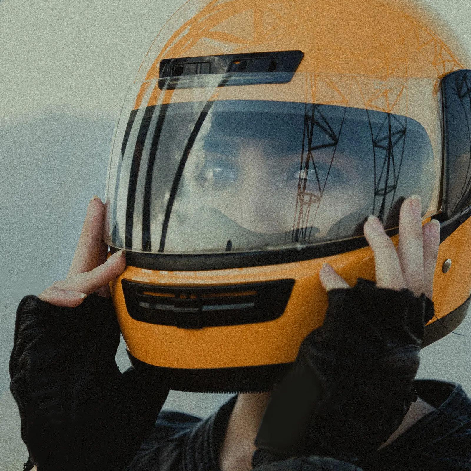 2Pairs Half Finger Heated Gloves Soft Elastic Wool Thermal Gloves with USB Port Compatibility for Home Office Travel
2Pairs Half Finger Heated Gloves Soft Elastic Wool Thermal Gloves with USB Port Compatibility for Home Office Travel