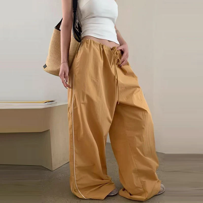 Y2K Striped Sweatpants Women Streetwear Baggy Joggers Harajuku Oversize Wide Leg Pants Summer Gyaru Korean Casual Trousers New
Y2K Striped Sweatpants Women Streetwear Baggy Joggers Harajuku Oversize Wide Leg Pants Summer Gyaru Korean Casual Trousers New