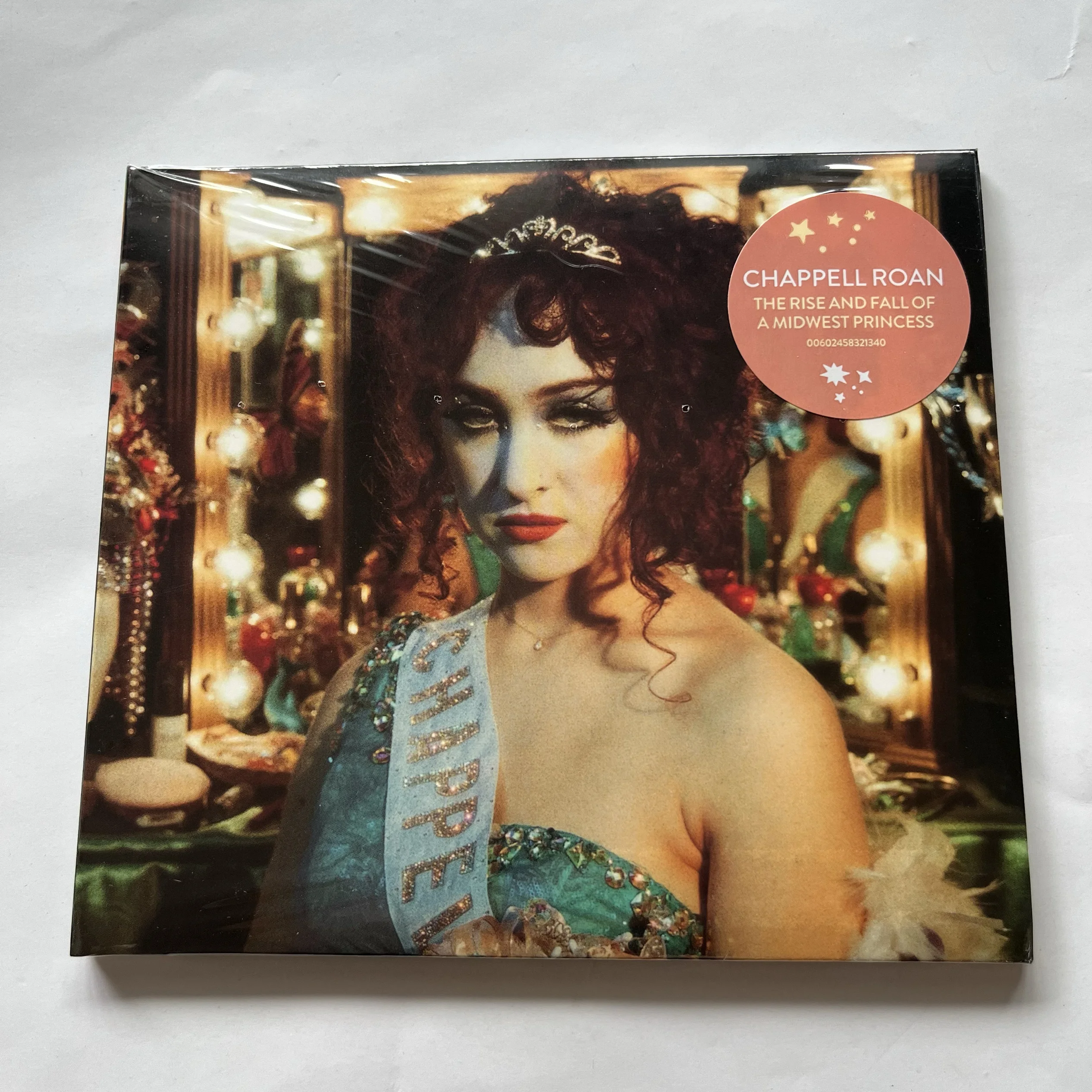 Chappell Roan – The Rise and Fall of A Midwest Princess CD Album | Alt-Pop Synth-Pop, 14-Track Jewelcase, 2023 Release
Chappell Roan – The Rise and Fall of A Midwest Princess CD Album | Alt-Pop Synth-Pop, 14-Track Jewelcase, 2023 Release