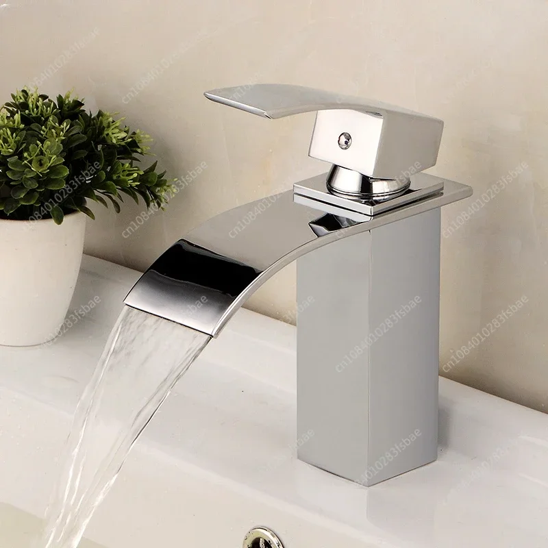 Waterfall Washbasin, Washbasin, Faucet, Bathroom, Hand Washing, and Raised Platform Basin, Hot and Cold Copper Gold Household.
Waterfall Washbasin, Washbasin, Faucet, Bathroom, Hand Washing, and Raised Platform Basin, Hot and Cold Copper Gold Household.
