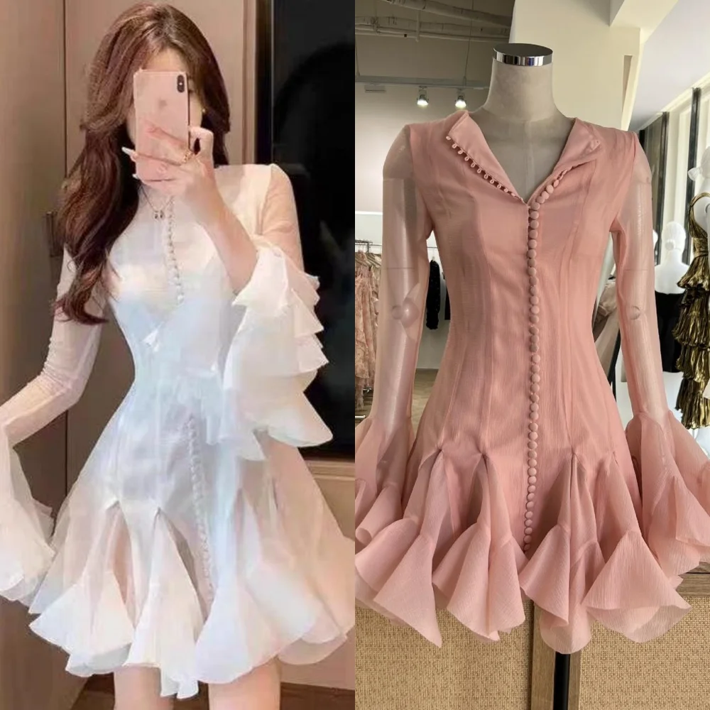 Customized Matching Fashion Pleat Ruched Button A-line V-neck Short Dresses Bespoke Occasion Dresses Modern Style Casual
Customized Matching Fashion Pleat Ruched Button A-line V-neck Short Dresses Bespoke Occasion Dresses Modern Style Casual
