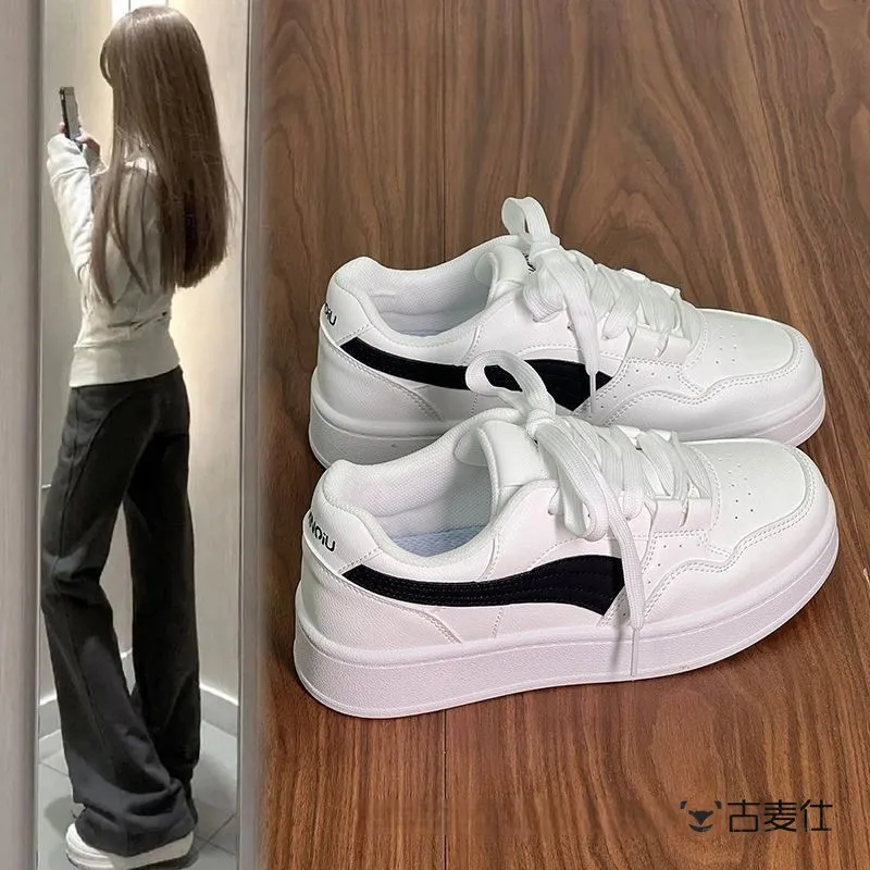 Casual Canvas Sneakers Women's Breathable Soft Bottom Thick Heel Versatile Spring Summer New Style round Toe Rubber Outsole
Casual Canvas Sneakers Women's Breathable Soft Bottom Thick Heel Versatile Spring Summer New Style round Toe Rubber Outsole