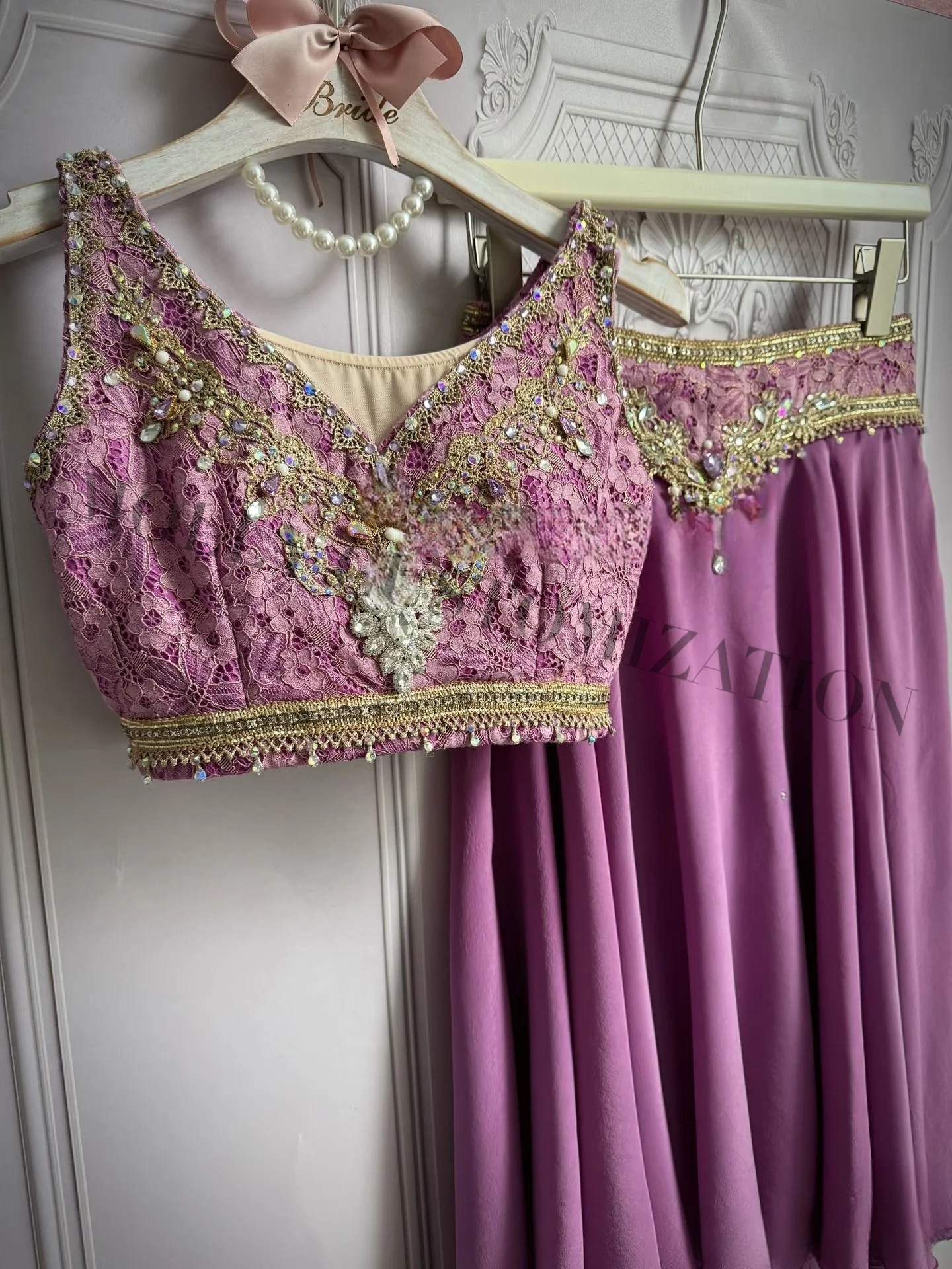 High-end new style tailor-made purple diamond-set split ballet long skirt Taoli cup dancer solo competition skirt adult and kids
High-end new style tailor-made purple diamond-set split ballet long skirt Taoli cup dancer solo competition skirt adult and kids