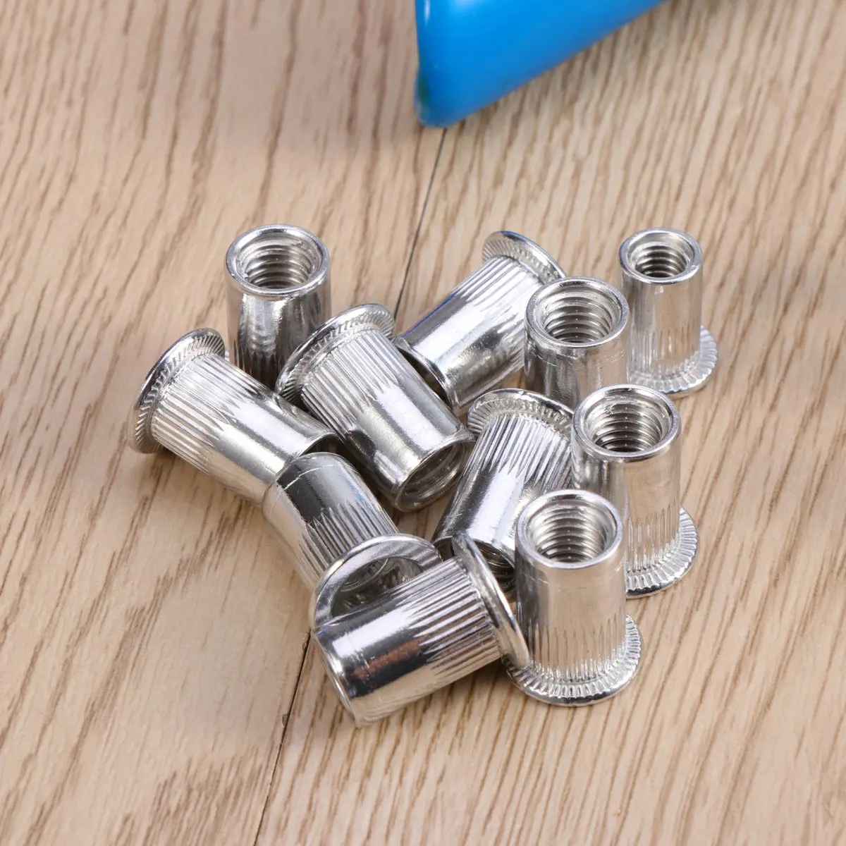 86Pcs Rivet Nut Set Heavy Duty Aluminum Alloy Riveter Tool Non Slip Handle Easy Installation Threaded Rivnuts for Metal Steel