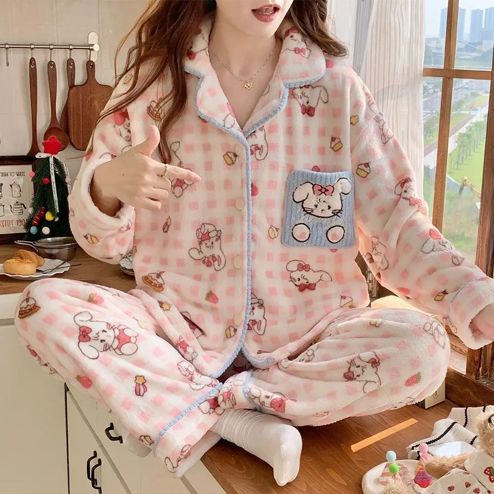 Kawaii Mikko Velvet Pajamas for Women Cute Winter Thickened Warm Long Sleeves Pants Student Home Clothes Set Girl's Gift Toys
Kawaii Mikko Velvet Pajamas for Women Cute Winter Thickened Warm Long Sleeves Pants Student Home Clothes Set Girl's Gift Toys