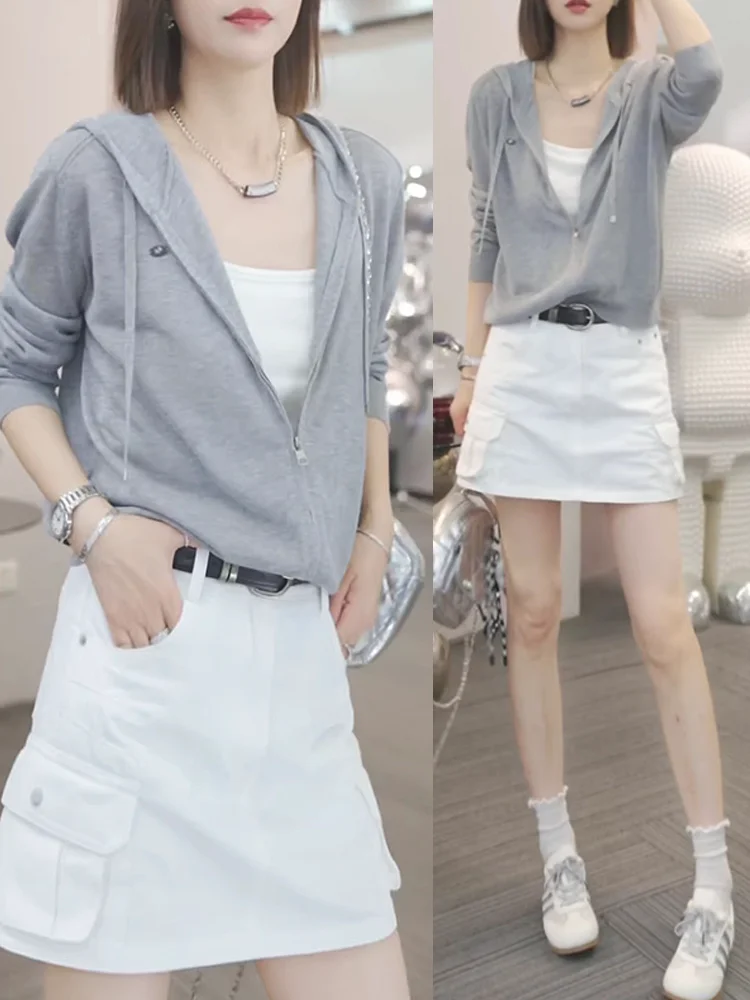 Casual Knitted Two-Piece Set Women's Summer 2026 Fashion Workwear High Waist Short Skirt Loose Fit round Neck T-Shirt High Se...
Casual Knitted Two-Piece Set Women's Summer 2026 Fashion Workwear High Waist Short Skirt Loose Fit round Neck T-Shirt High Se...