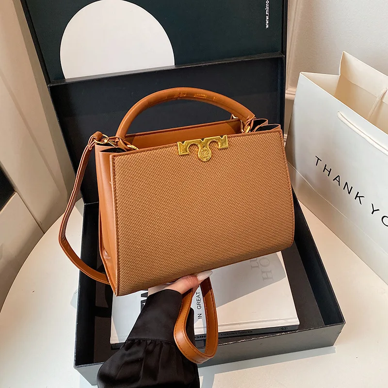 2025 New Genuine Leather Hobo Bag for Women, Chic Convertible Shoulder Crossbody with Top Handle, Spacious & Versatile
2025 New Genuine Leather Hobo Bag for Women, Chic Convertible Shoulder Crossbody with Top Handle, Spacious & Versatile