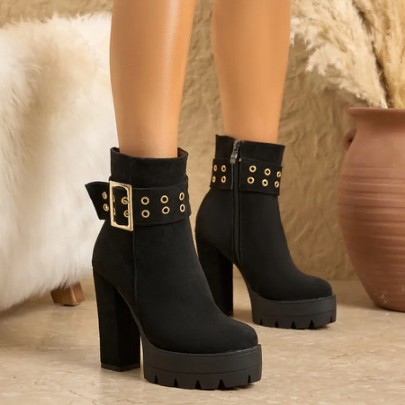 New Winter Women Solid Boots Fashion Casual Wedges Shoes for Women Outdoor Warm Boots Platform Boots Women Platform Shoes
New Winter Women Solid Boots Fashion Casual Wedges Shoes for Women Outdoor Warm Boots Platform Boots Women Platform Shoes