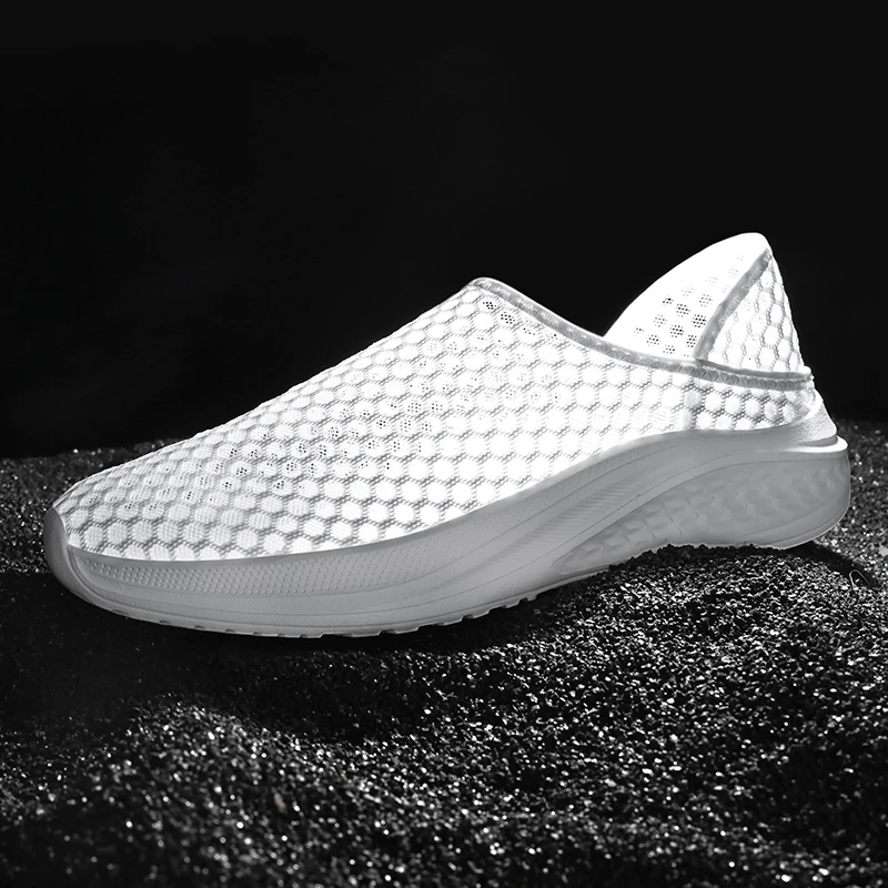 2025 New Ultra Lightweight Breathable Mesh Shoes for Men and Women Comfortable Fit for Men Casual Shoes Fashionable Running Shoe
2025 New Ultra Lightweight Breathable Mesh Shoes for Men and Women Comfortable Fit for Men Casual Shoes Fashionable Running Shoe