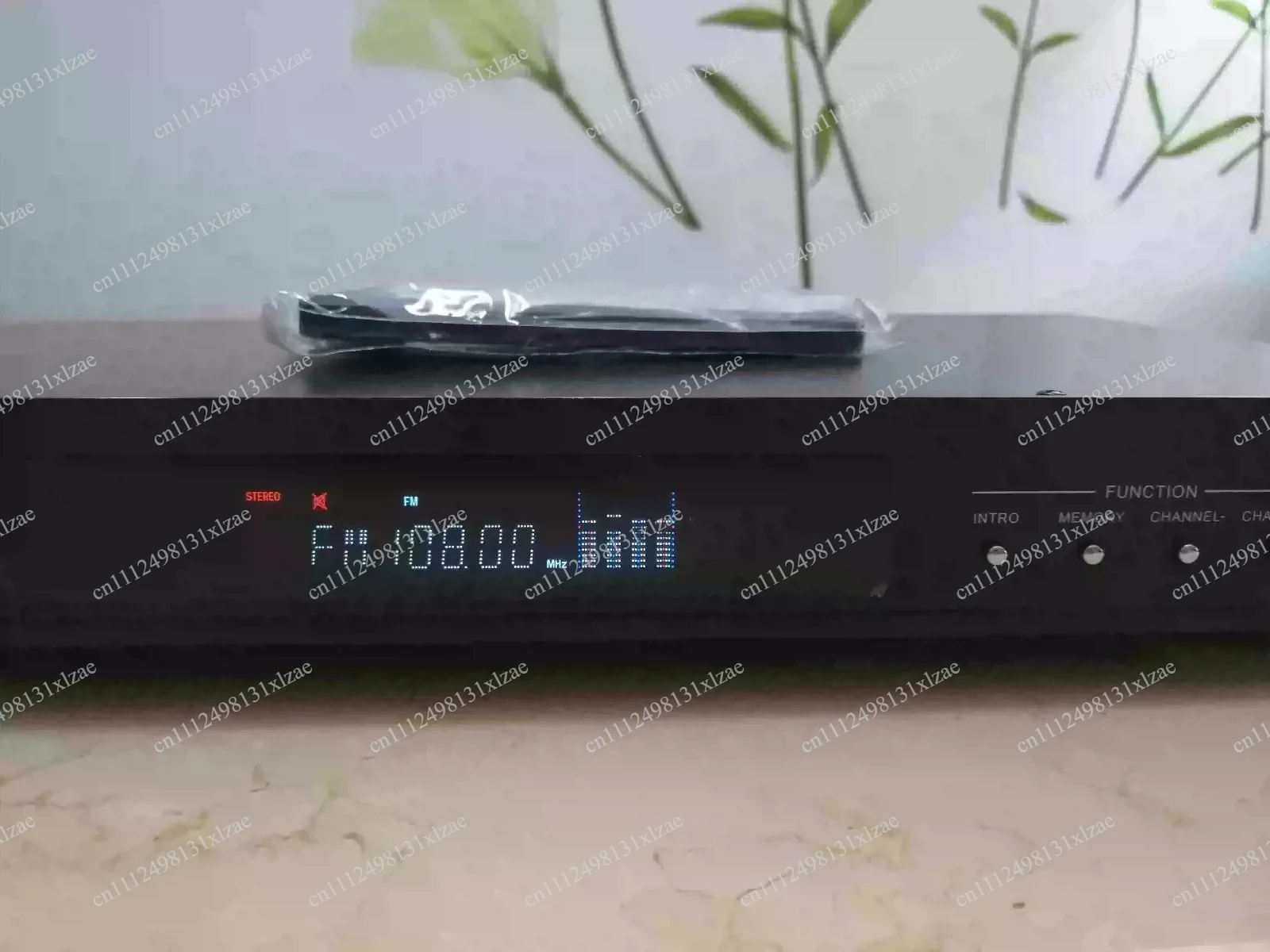 UF60 High-Precision Ultra-Thin Radio Head - AM/FM Tuner with Dynamic Level Spectrum Display for Home Broadcast
UF60 High-Precision Ultra-Thin Radio Head - AM/FM Tuner with Dynamic Level Spectrum Display for Home Broadcast