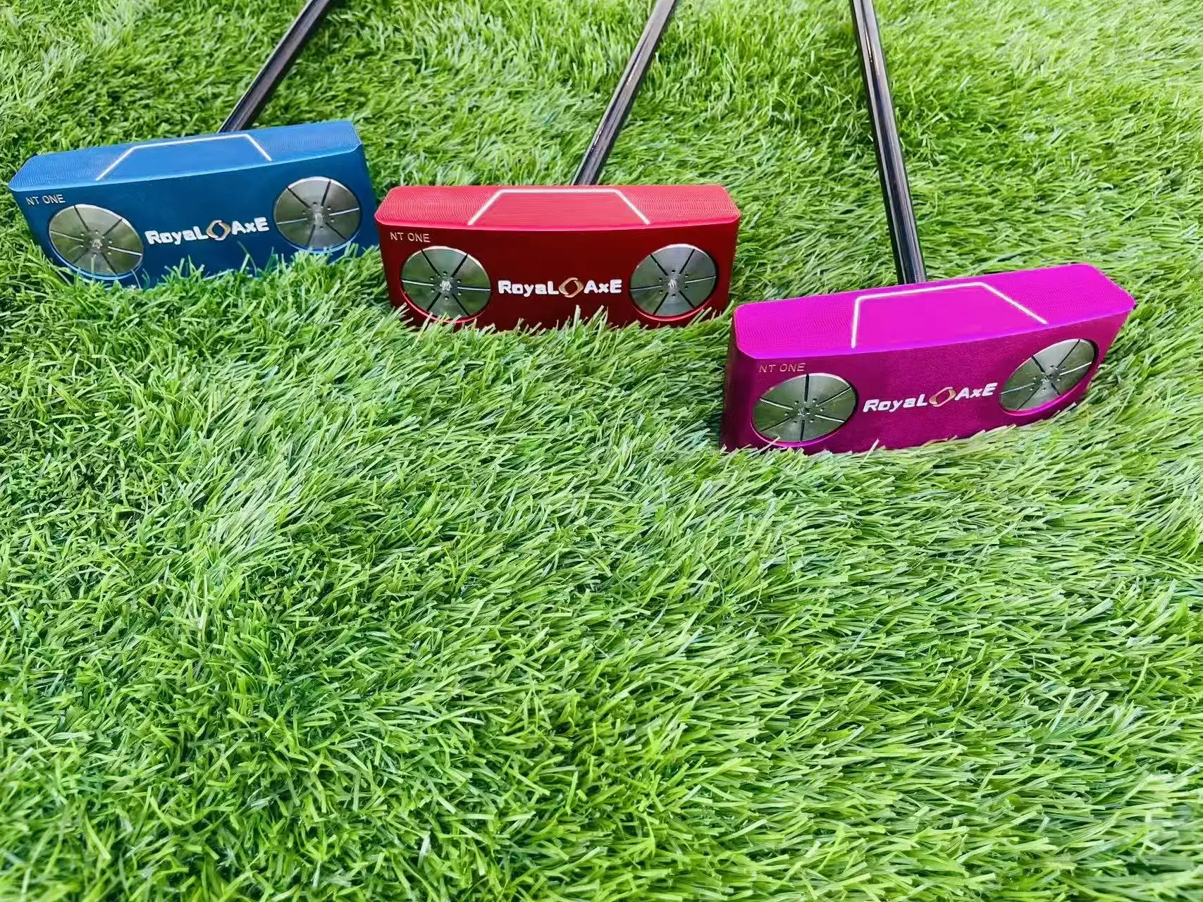Royal Customizable Golf Putter for Men Right Handed, Standing Design, Balanced Performance, 33/34/35 Inches
Royal Customizable Golf Putter for Men Right Handed, Standing Design, Balanced Performance, 33/34/35 Inches
