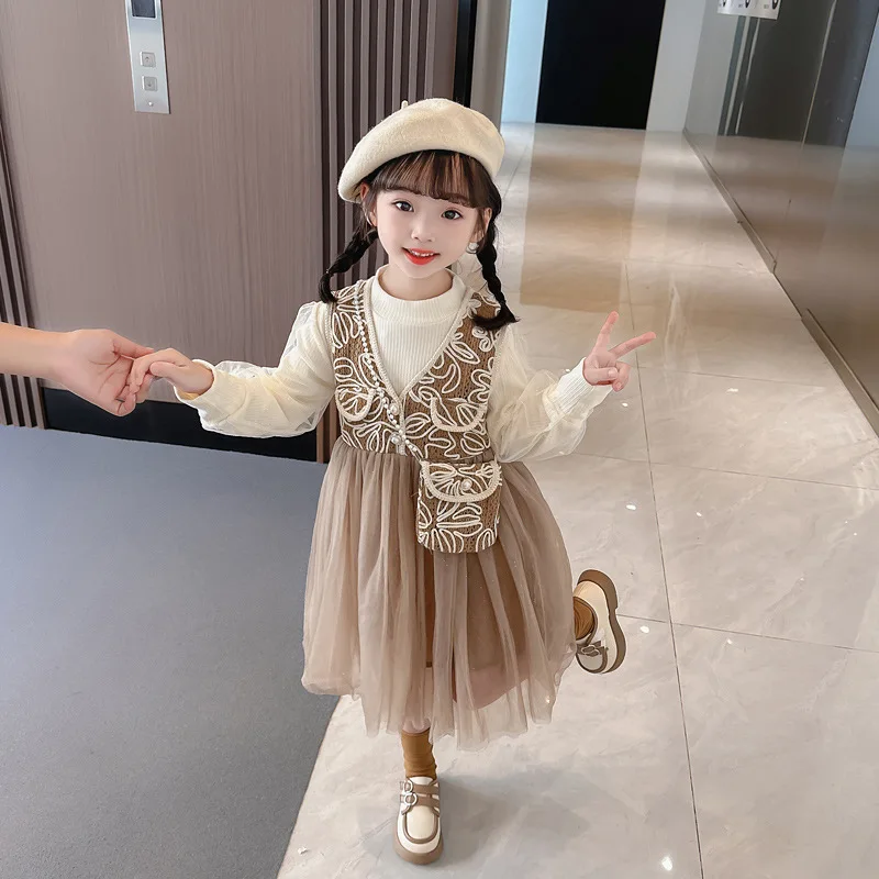 Girls' dress autumn suspender skirt outfit fashionable princess dress two-piece set
Girls' dress autumn suspender skirt outfit fashionable princess dress two-piece set