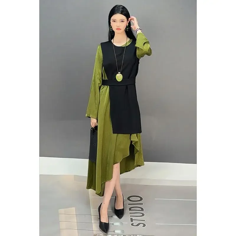 SuperAen 2024, осеннее новое модное однотонное повседневное свободное асимметричное длинное платье трапециевидной формы, женский жилет с круглым вырезом, пальто, комплект из двух предметов
SuperAen 2024, осеннее новое модное однотонное повседневное свободное асимметричное длинное платье трапециевидной формы, женский жилет с круглым вырезом, пальто, комплект из двух предметов