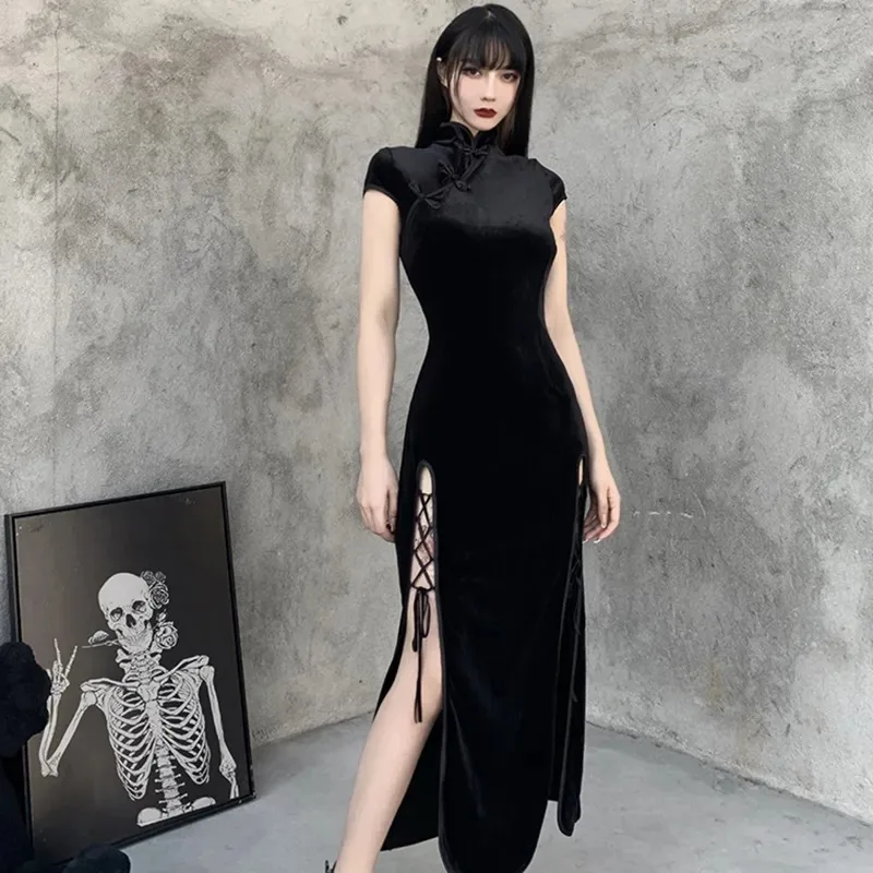 Vintage Black Bandage Chinese Style Cheongsam High Split Velvet Dress Spring 2023 Retro Long Qipao Gothic Women Aesthetic Dress
Vintage Black Bandage Chinese Style Cheongsam High Split Velvet Dress Spring 2023 Retro Long Qipao Gothic Women Aesthetic Dress