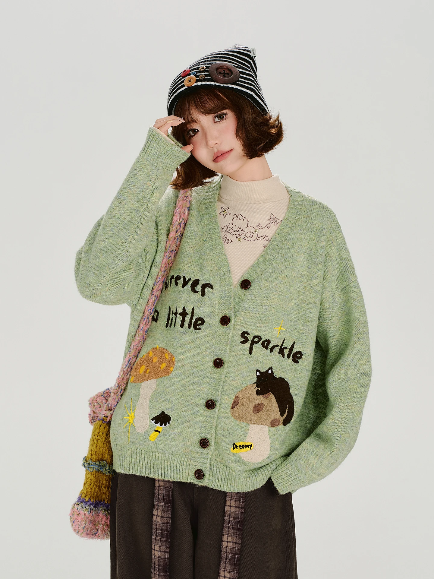 Girly American Retro Embroidered V-ne Open Cardigan Sweater Women's Loose Knitted Top Autumn Winter New Sle Casual Fa...
Girly American Retro Embroidered V-ne Open Cardigan Sweater Women's Loose Knitted Top Autumn Winter New Sle Casual Fa...