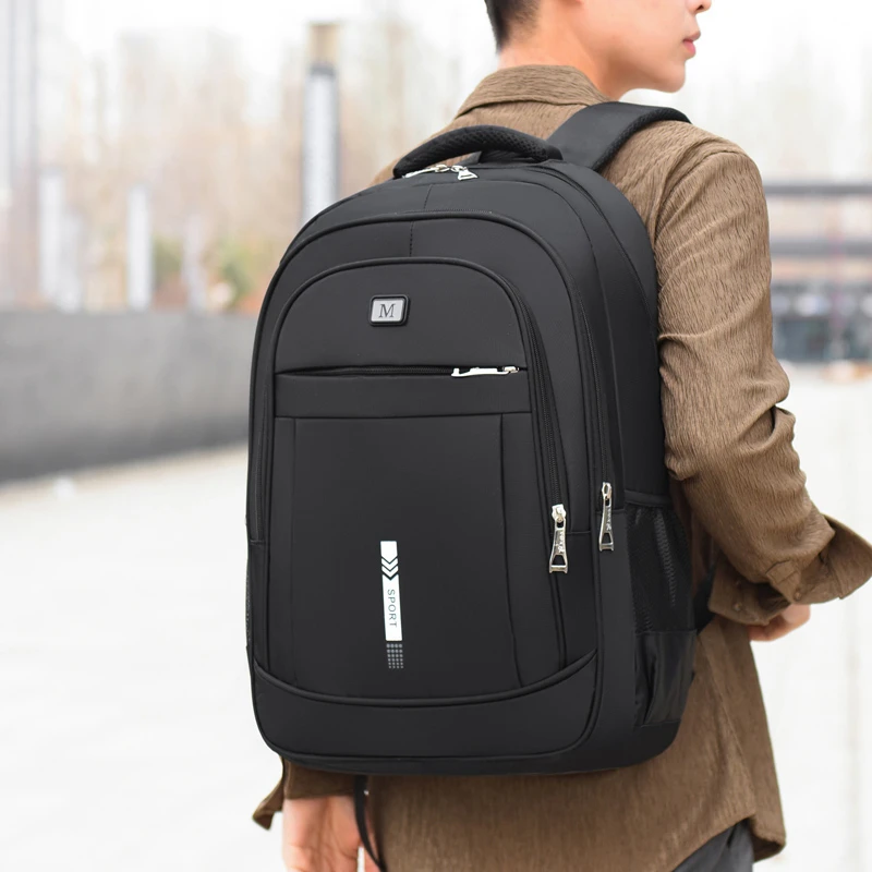 Стильная повседневная модная дизайнерская сумка-рюкзак с буквенным логотипом, простой однотонный цвет для мужчин и женщин, роскошь
Стильная повседневная модная дизайнерская сумка-рюкзак с буквенным логотипом, простой однотонный цвет для мужчин и женщин, роскошь