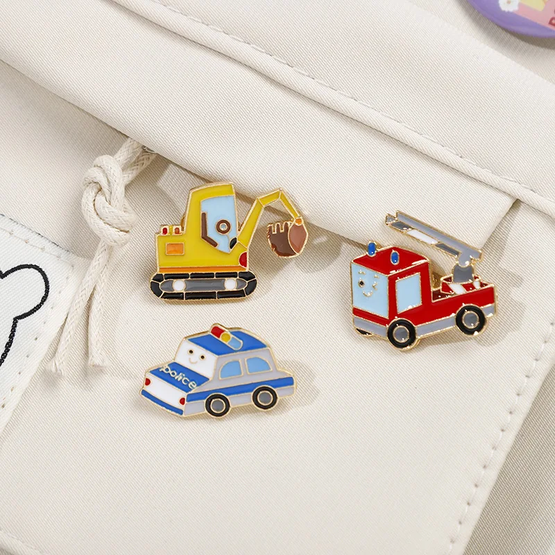 Red sports car prick needle badge cartoon metal trendy brooch personalized bag denim jacket decorative buckle
Red sports car prick needle badge cartoon metal trendy brooch personalized bag denim jacket decorative buckle
