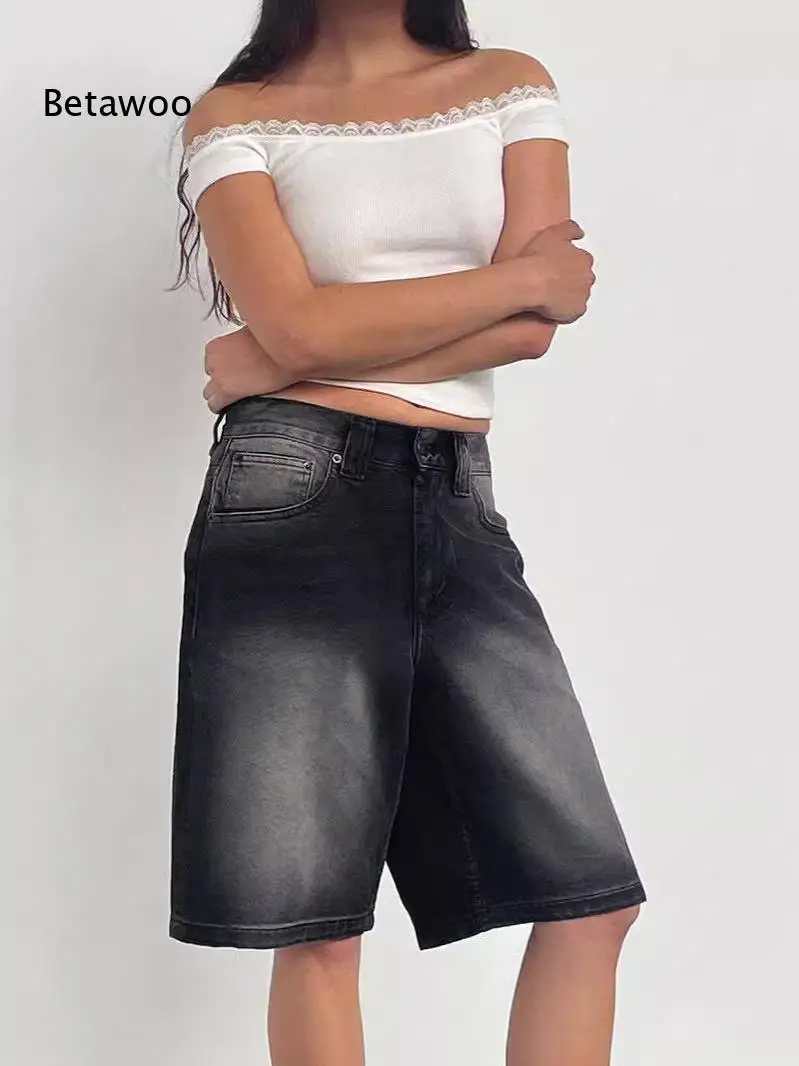 Gradient Black Washed Loose Straight Denim Bermuda Shorts Mid Rise Knee Length Women Casual Jeans
Gradient Black Washed Loose Straight Denim Bermuda Shorts Mid Rise Knee Length Women Casual Jeans