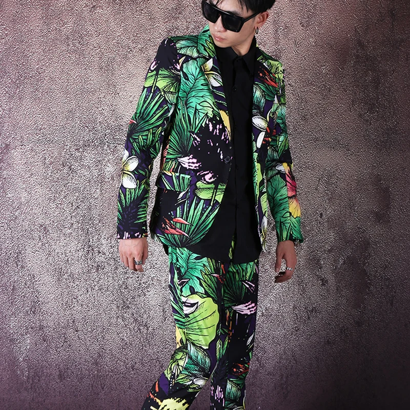 New Autumn Men Blazer Coat Fashion Green Plant Printing Suit Hair Stylist Host Dress Male Plus Size Jacket Stage Singer Costumes
New Autumn Men Blazer Coat Fashion Green Plant Printing Suit Hair Stylist Host Dress Male Plus Size Jacket Stage Singer Costumes
