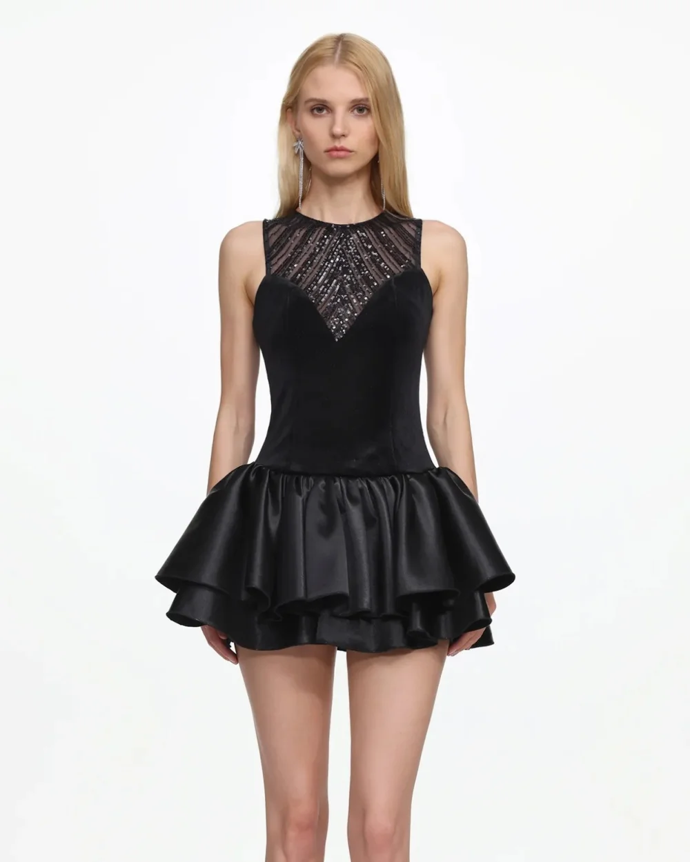 Customized Elegant Women Jersey Sequined Ruched Tiered A-Line Evening Dresses Formal Sexy O-Neck Sleeveless Knee Length Dresses
Customized Elegant Women Jersey Sequined Ruched Tiered A-Line Evening Dresses Formal Sexy O-Neck Sleeveless Knee Length Dresses