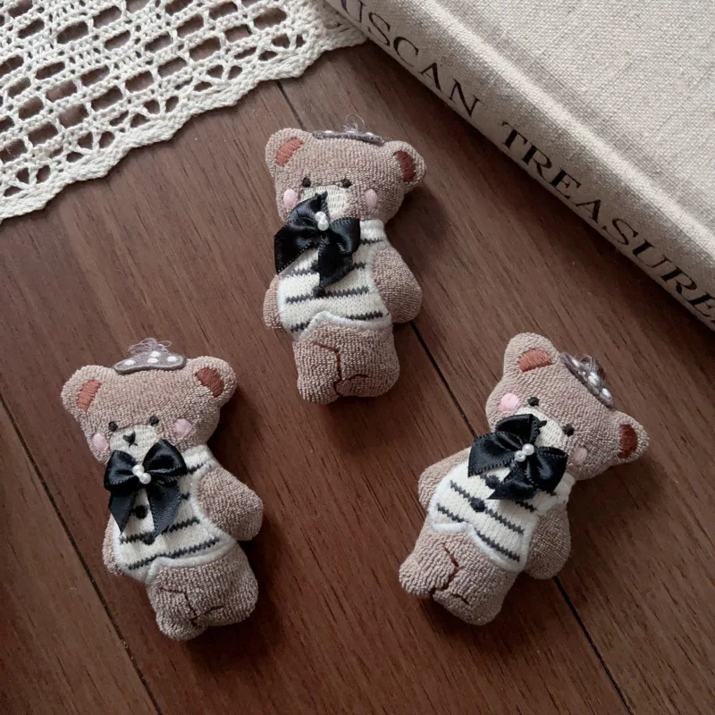 Premium Stuffed Fabric Teddy Bear Doll DIY Handmade Hair Clip Brooch Pin for Winter Hat Scarf Shoes Clothing Embellishment
Premium Stuffed Fabric Teddy Bear Doll DIY Handmade Hair Clip Brooch Pin for Winter Hat Scarf Shoes Clothing Embellishment
