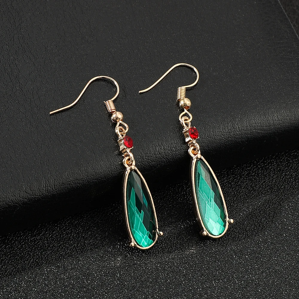 Anime Movie Themed Periphery Green Water Drop Earrings Retro Exquisite Jewelry Accessory Cosplay Fashion Jewelry Gift
Anime Movie Themed Periphery Green Water Drop Earrings Retro Exquisite Jewelry Accessory Cosplay Fashion Jewelry Gift