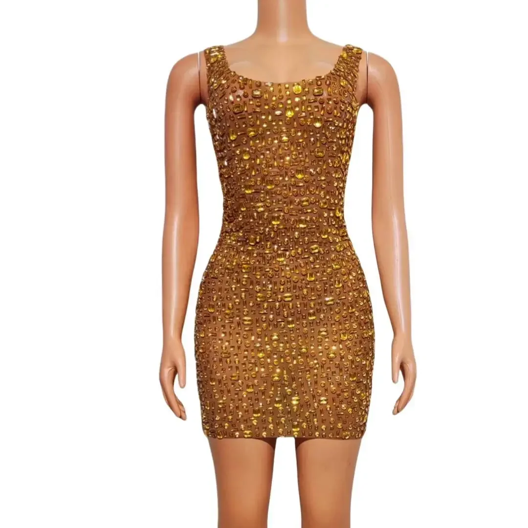 Fashion Backless Sleeveless Diamond Embellished Slim Mini Skirt Elegant Bodycon Mini Star Party Dress Stage Performance Costumes
Fashion Backless Sleeveless Diamond Embellished Slim Mini Skirt Elegant Bodycon Mini Star Party Dress Stage Performance Costumes