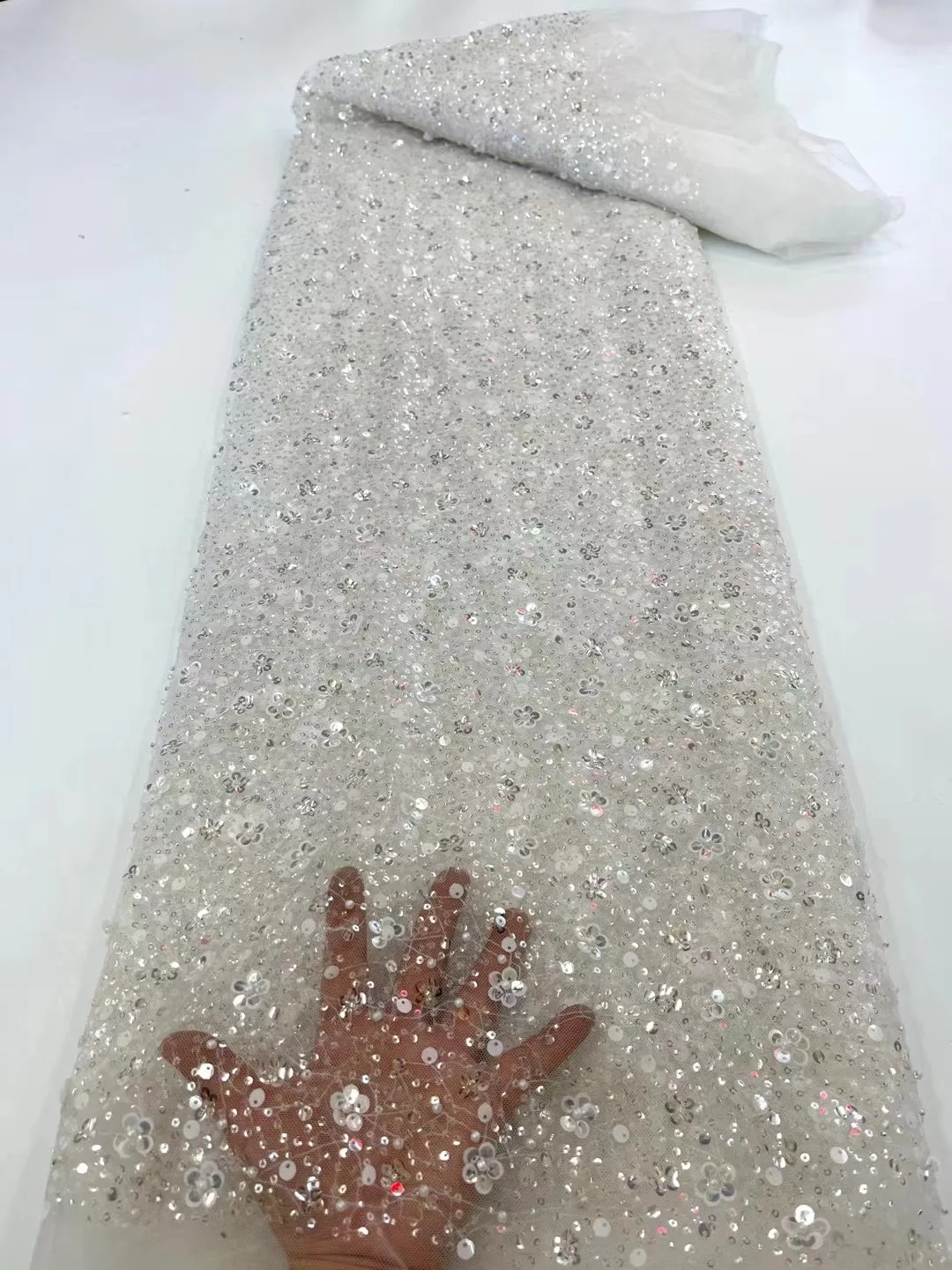2022 French Pure White Pearl Beaded Lace Mesh Fabric African Handmade Sequins Lace Tulle Fabric Nigeria For Bridal Party Dress
2022 French Pure White Pearl Beaded Lace Mesh Fabric African Handmade Sequins Lace Tulle Fabric Nigeria For Bridal Party Dress