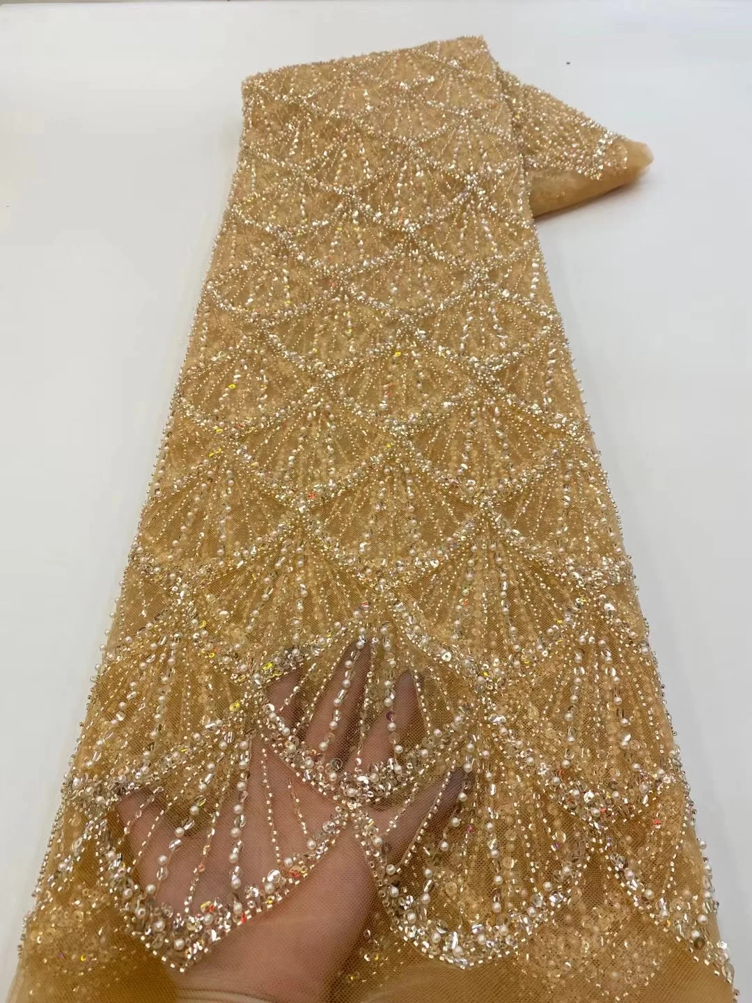 African Lace Fabric 5 Yards Embroiderd Nigerian Lace Fabric 2024 High Quality Laces Tulle French Lace for Drees CXZ5794
African Lace Fabric 5 Yards Embroiderd Nigerian Lace Fabric 2024 High Quality Laces Tulle French Lace for Drees CXZ5794