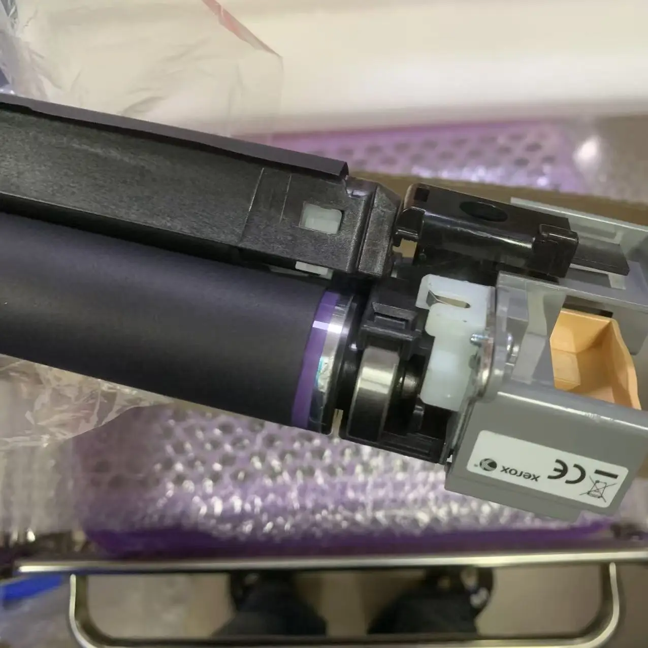 013R00662 125K Drum Unit For Xerox WorkCentre 7525 7530 7535 7545 7556 7830 7835 7845 7855 7970 C8030 C8035 C7045 C8055 C8070
013R00662 125K Drum Unit For Xerox WorkCentre 7525 7530 7535 7545 7556 7830 7835 7845 7855 7970 C8030 C8035 C7045 C8055 C8070