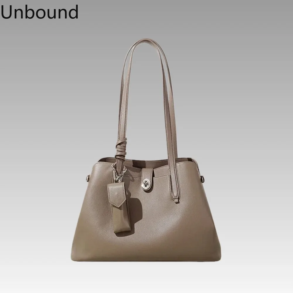 Top Layer Cowhide Women Large Capacity Commuter Underarm Shoulder Bag Genuine Leather Luxury Elegant Versatile Daily Handbag Hot
Top Layer Cowhide Women Large Capacity Commuter Underarm Shoulder Bag Genuine Leather Luxury Elegant Versatile Daily Handbag Hot