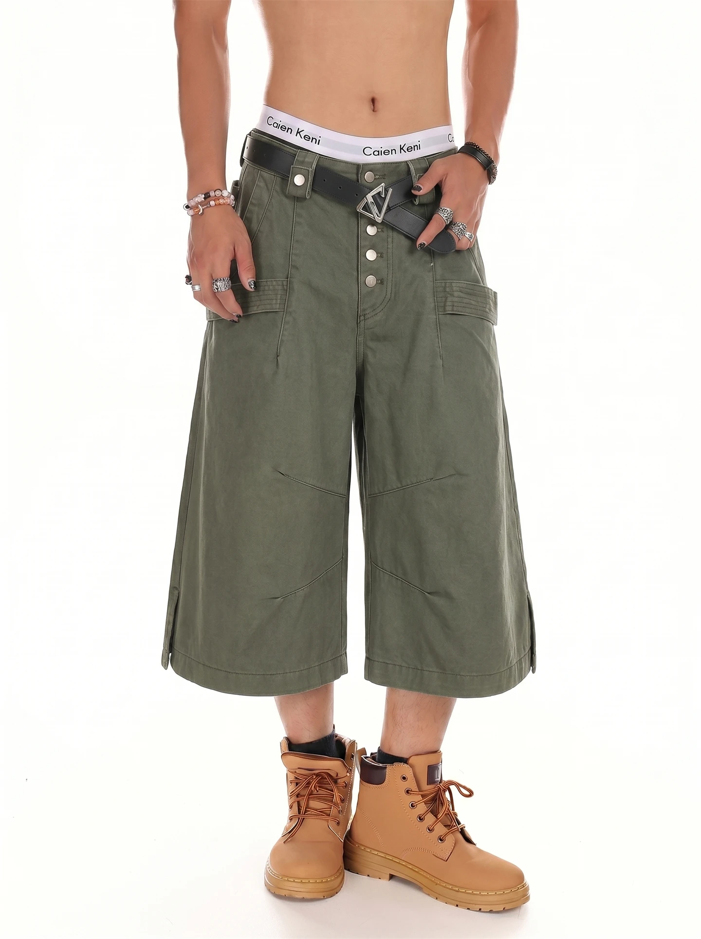 BETEBULE American Retro Pure Color Design Deconstructed Casual Pants Men Summer New Loose Versatile Seven-Foot Pants
BETEBULE American Retro Pure Color Design Deconstructed Casual Pants Men Summer New Loose Versatile Seven-Foot Pants