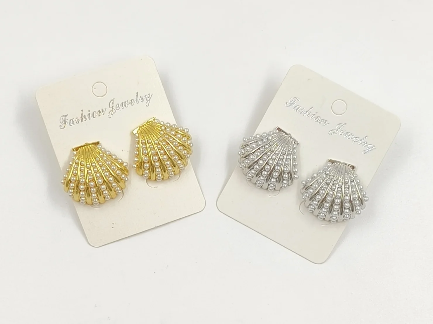 WT-ME124 Яркий и милый стильный кулон в виде ракушки с латунной серьгой из искусственного жемчуга для девочек, украшенный свиданием
WT-ME124 Яркий и милый стильный кулон в виде ракушки с латунной серьгой из искусственного жемчуга для девочек, украшенный свиданием