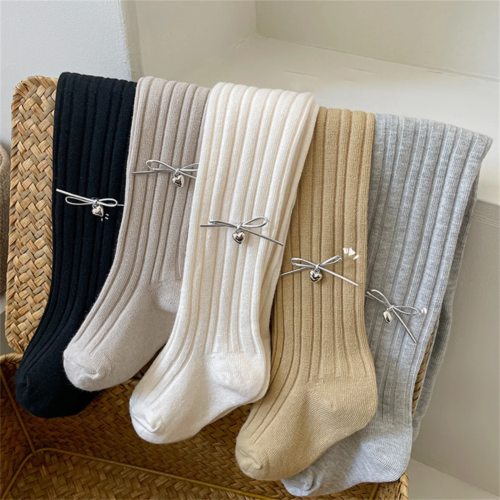 Baby Girl Leggings Casual Ribbed Knit Footed Tights Pantyhose Soft Toddler Stockings with Heart Bow
Baby Girl Leggings Casual Ribbed Knit Footed Tights Pantyhose Soft Toddler Stockings with Heart Bow