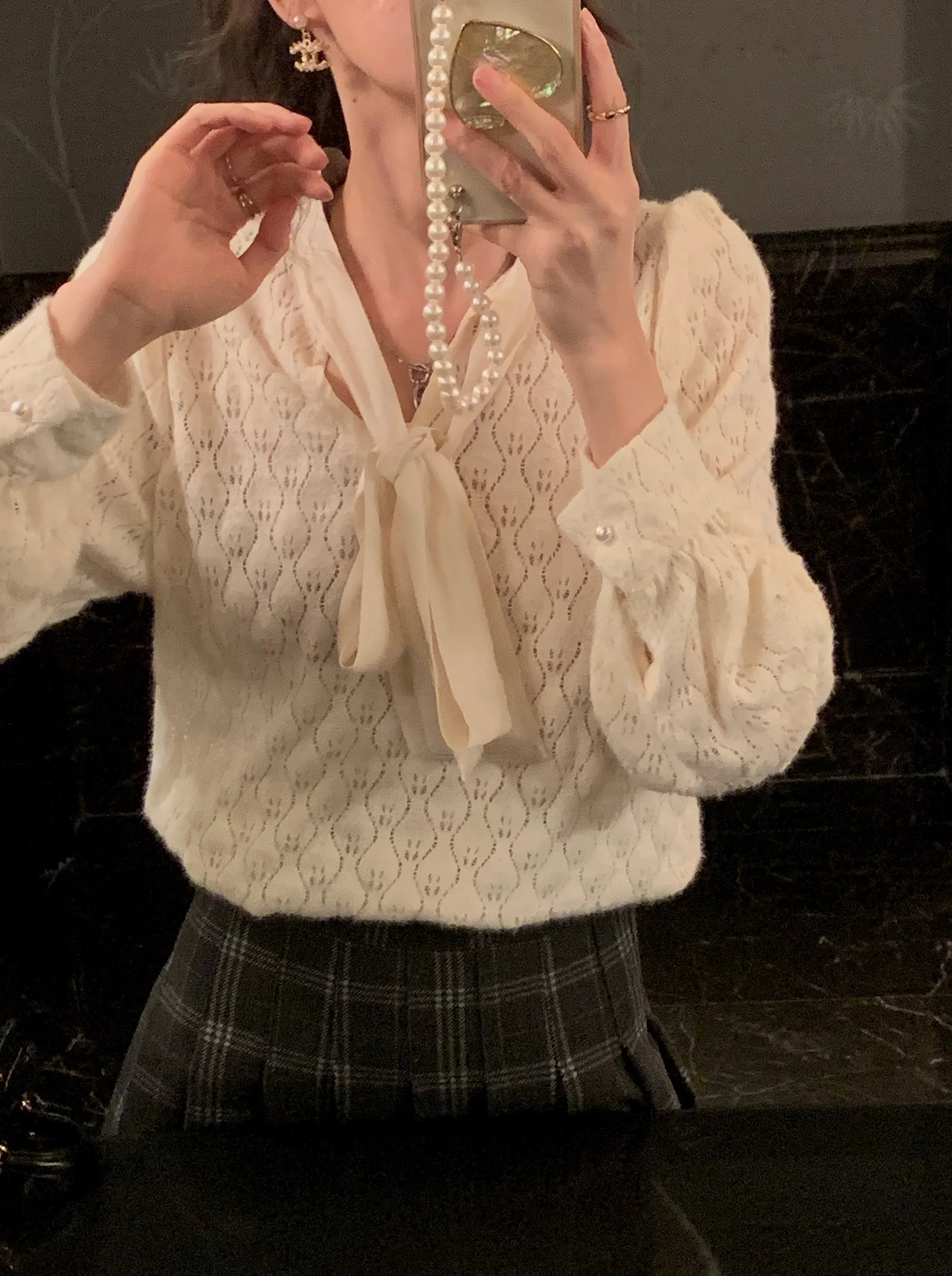 White Lace Long Sve V-Ne irt with Bow Design Commute Sle Pure Color Women's Premium Faion Top Knot Tie
White Lace Long Sve V-Ne irt with Bow Design Commute Sle Pure Color Women's Premium Faion Top Knot Tie