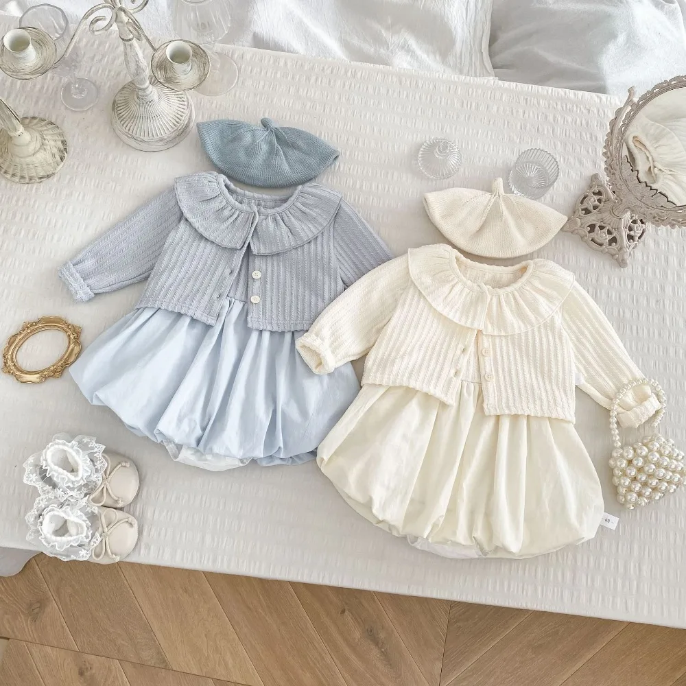 INS Осенний комплект одежды для новорожденных девочек 0-2 лет, однотонный лоскутный комбинезон принцессы, накидка с воротником, кардиган, пальто, наряды из 2 предметов
INS Осенний комплект одежды для новорожденных девочек 0-2 лет, однотонный лоскутный комбинезон принцессы, накидка с воротником, кардиган, пальто, наряды из 2 предметов