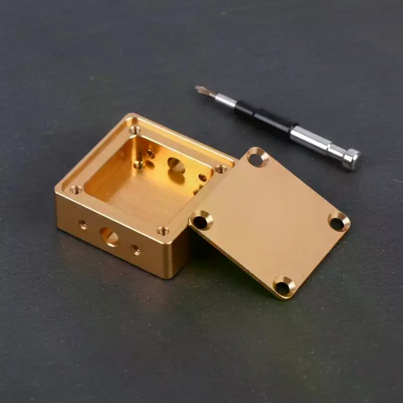Aluminum RF Shield Enclosure Box With FOR SMA Connector For Stable And Reliable Electromagnetic Shielding
Aluminum RF Shield Enclosure Box With FOR SMA Connector For Stable And Reliable Electromagnetic Shielding